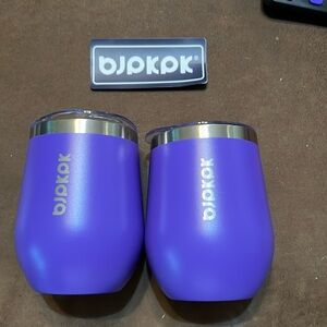 New Set of 2 Insulated Wine Tumblers